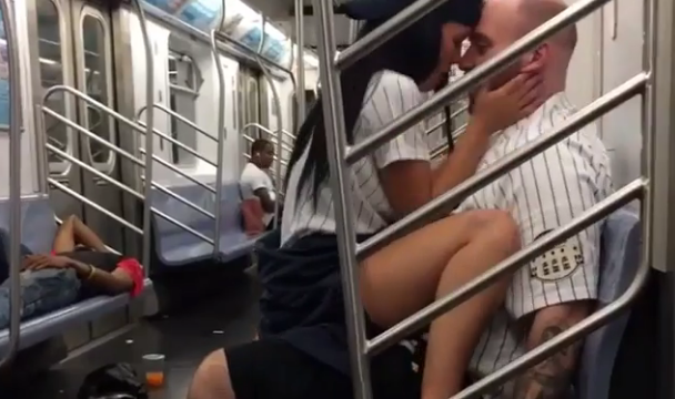 Sex On Subway 95