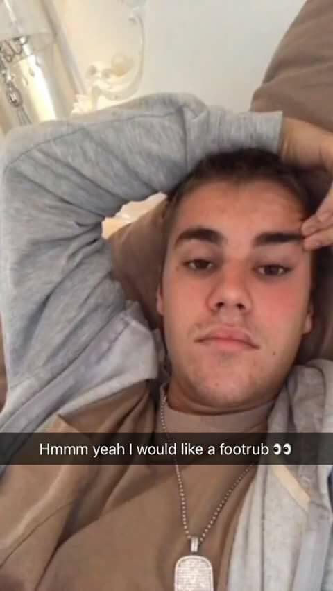 Justin Bieber Fan Leaks Weird Fetish Snapchat Conversation 