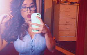 Elizabeth Anne Is Back Looking Stacked As Ever – Guy Hut